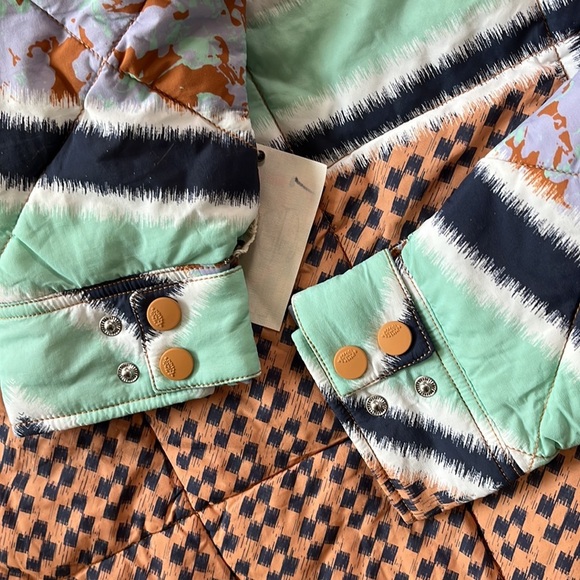Free People Movement Pria Printed Puffer NWT Size Small - Picture 16 of 16